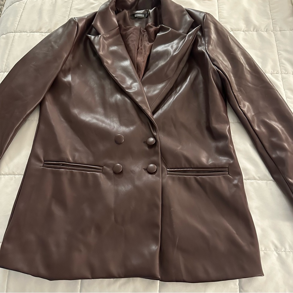 Missguided + Chocolate Brown Faux Leather Blazer